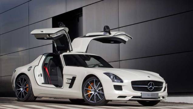 SLS AMG: primeiro projeto totalmente desenvolvido pela AMG, o belo esportivo é o sucessor virtual do SLR McLaren SLS AMG: primeiro projeto totalmente desenvolvido pela AMG, o belo esportivo é o sucessor virtual do SLR McLaren
