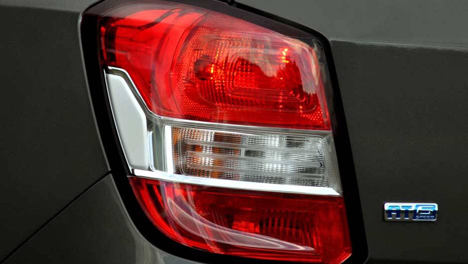 As lanternas lembram Agile e Cobalt | <a href="https://quatrorodas.abril.com.br/carros/lancamentos/chevrolet-spin-690674.shtml" rel="migration">Leia mais</a>