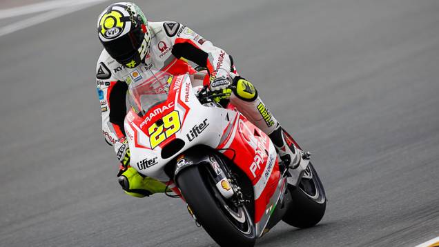 Andrea Iannone | <a href="https://quatrorodas.abril.com.br/moto/noticias/motogp-sete-vezes-marquez-790790.shtml" rel="migration">Leia mais</a>