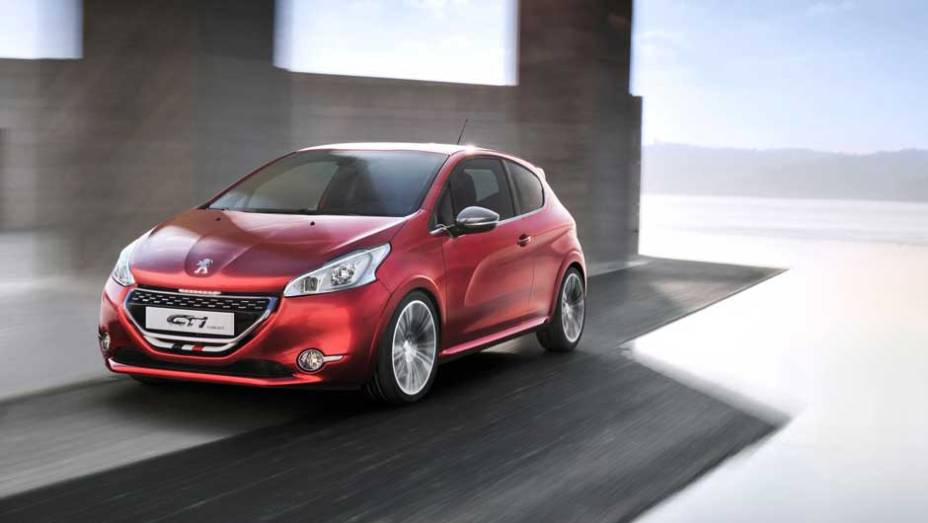 Peugeot confirmou a versão de produção do 208 GTI para o Salão de Paris deste ano. Versão conceitual foi mostrada em Genebra. <a href="https://quatrorodas.abril.com.br/noticias/fabricantes-peugeot-208-gti-sera-mostrado-paris-325335_p.shtml" rel="migration">Leia mais</a>