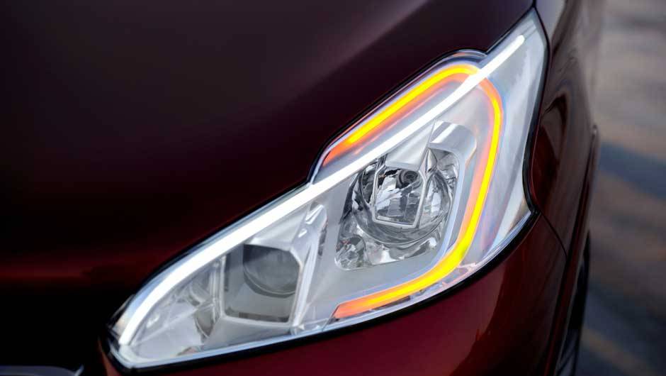 Peugeot confirmou a vers&atilde;o de produ&ccedil;&atilde;o do 208 GTI para o Sal&atilde;o de Paris deste ano. Vers&atilde;o conceitual foi mostrada em Genebra. <a href="https://quatrorodas.abril.com.br/noticias/fabricantes-peugeot-208-gti-sera-mostrado-paris-325335_p.shtml" rel="migration">Leia mais</a>