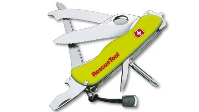 Canivete Victorinox Rescue Tool: projetado para ajudar socorristas em situações de emergência, tem serra para cortar para-brisas e até uma ferramenta para romper cintos de segurança. Preço médio: R$ 450,00