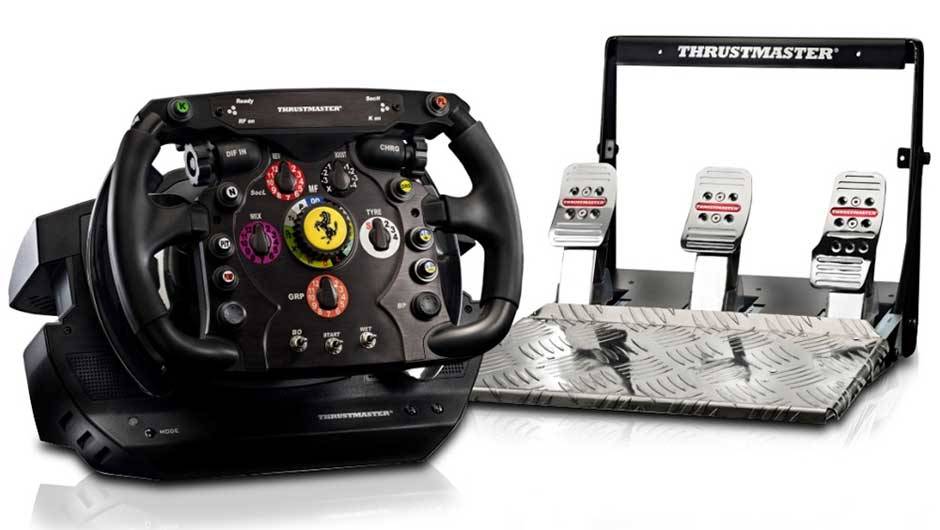 Volante Thrustmaster Ferrari: praticamente id&ecirc;ntico ao volante dos carros de F-1, simula todos os impactos sofridos pelo autom&oacute;vel. Pre&ccedil;o m&eacute;dio: R$ 2.499 | <a href="https://www.fnac.com.br/volante-para-para-pc-ps3-thrustmaster-ferrari-f1-integral-t500-FNAC," rel="migration"></a>