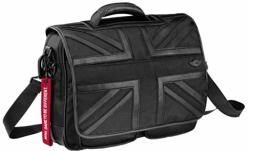 Bolsa Black Jack Briefcase: estilosa, a bolsa vendida na rede Caltabiano foi feita para pais que não abrem mão de estarem na moda e gostam da filosofia da descolada marca MINI. Preço médio: R$ 1.117,19