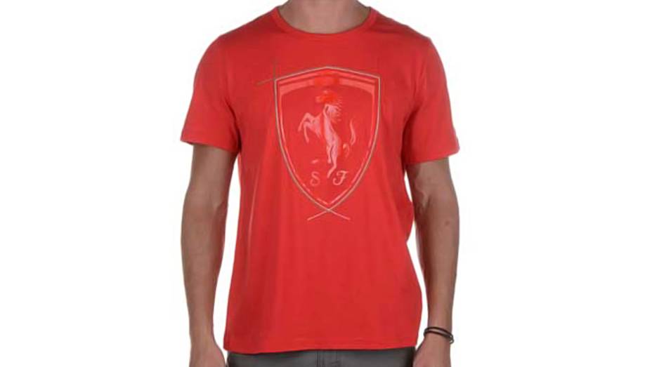 Camisa Ferrari Puma: vestir as cores da escuderia italiana de Fórmula 1 é sempre um prazer para quem gosta de velocidade. Preço médio: R$ 99,00 | <a href="https://www.netshoes.com.br/produto/025-9836-016-02" target="_blank" rel="migration">Saiba mais</a>