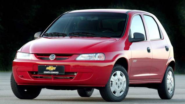 Na edição 480, em julho de 2000, antecipamos o projeto Arara Azul da GM, que viria a se tornar o Celta. O compacto estampou a capa de nossa revista na edição 482 e foi comparado com Uno e Ka logo em sua estreia. <a href="https://quatrorodas.abril.com.br/ace" rel="migration"></a> Na edição 480, em julho de 2000, antecipamos o projeto Arara Azul da GM, que viria a se tornar o Celta. O compacto estampou a capa de nossa revista na edição 482 e foi comparado com Uno e Ka logo em sua estreia. <a href="https://quatrorodas.abril.com.br/ace" rel="migration"></a>
