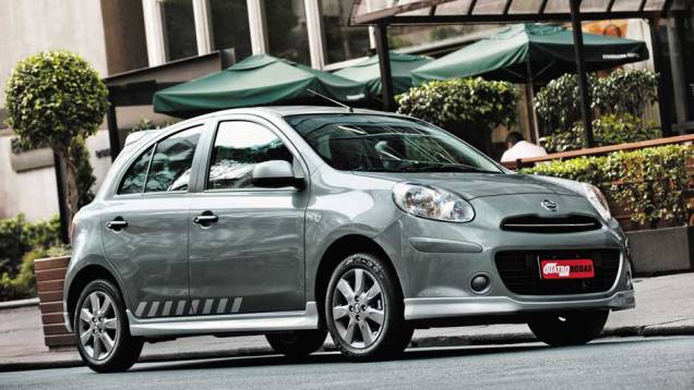 O Nissan March marcou a sua estreia na Quatro rodas na edição 622. E, já na mesma publicação, enfrentou os rivais Kia Picanto, Fiat Uno e Volkswagen Gol. <a href="https://quatrorodas.abril.com.br/acervodigital/home.aspx?edicao=622&pg=75" target="_blank" rel="migration"> Confi</a> O Nissan March marcou a sua estreia na Quatro rodas na edição 622. E, já na mesma publicação, enfrentou os rivais Kia Picanto, Fiat Uno e Volkswagen Gol. <a href="https://quatrorodas.abril.com.br/acervodigital/home.aspx?edicao=622&pg=75" target="_blank" rel="migration"> Confi</a>