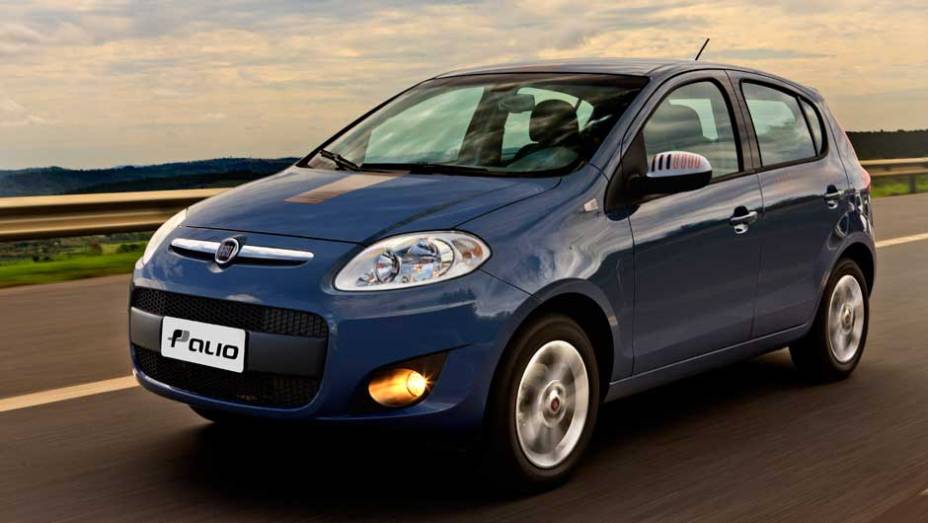 Fiat Palio entra em uma nova geração para continuar disputando mercado com o VW Gol. <a href="https://quatrorodas.abril.com.br/acervodigital/home.aspx?edicao=623&pg=63" target="_blank" rel="migration">Confira a matéria da edição 623.</a>