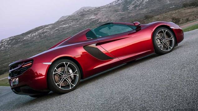 O McLare MP4-12C é um dos superesportivos mais comentados do momento e é "munido" de motor 3.8 V8 biturbo de 625 cv e 61,2 mkgf de torque... O McLare MP4-12C é um dos superesportivos mais comentados do momento e é "munido" de motor 3.8 V8 biturbo de 625 cv e 61,2 mkgf de torque...