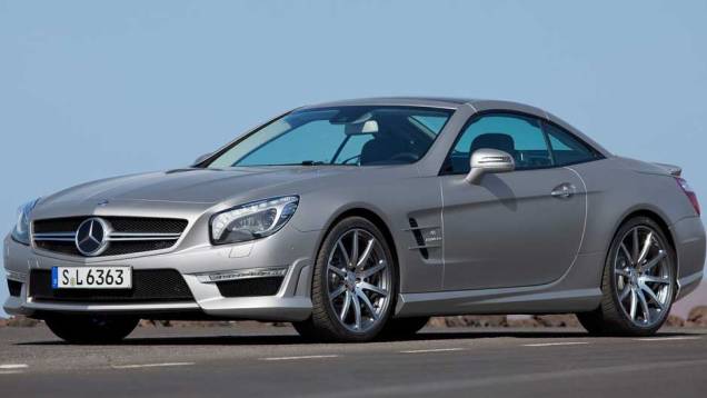 O SL 63 AMG é outro esportivo da marca a utiliza o motor 5.5 V8 biturbo, porém, ajustado para produzir 537 cv e 81,6 mkgf de torque...