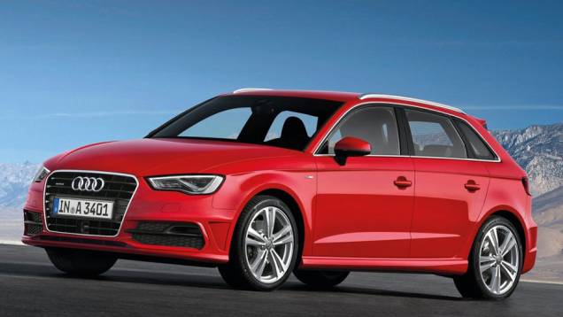 A Audi revelou o A3 Sportback, versão cinco portas do hatch. | <a href="https://quatrorodas.abril.com.br/salao-do-automovel/2012/carros/a3-sportback-704308.shtml" rel="migration">Leia mais</a>