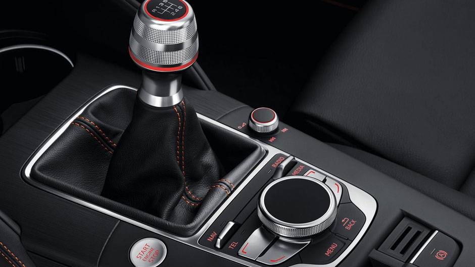 Posteriormente, a Audi promete que ser&atilde;o disponibilizados para o modelo duas vertentes do propulsor 2.0 TDI e um 1.2 TSFI. | <a href="%20https://quatrorodas.abril.com.br/saloes/paris/2012/audi-a3-sportback-702740.shtml" rel="migration">Leia mais</a>