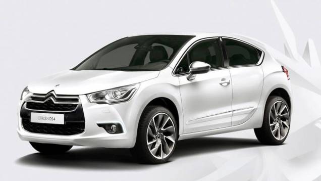 As rodas são de liga-leve de 18 polegadas. | <a href="https://quatrorodas.abril.com.br/saloes/paris/2012/citroen-ds4-ds5-pure-pearl-702786.shtml" rel="migration">Leia mais</a>