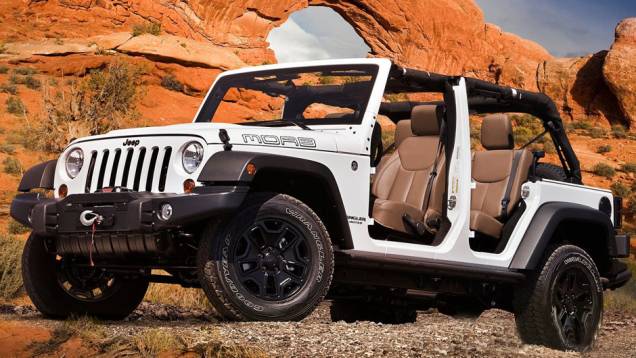 Mas também conta com assentos revestidos em couro... | <a href="https://quatrorodas.abril.com.br/saloes/paris/2012/jeep-special-editions-703383.shtml" rel="migration">Leia mais</a> Mas também conta com assentos revestidos em couro... | <a href="https://quatrorodas.abril.com.br/saloes/paris/2012/jeep-special-editions-703383.shtml" rel="migration">Leia mais</a>