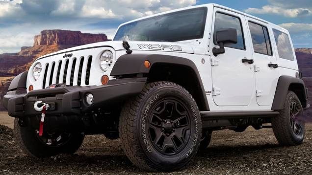 ... e rodas de 17 polegadas.| <a href="https://quatrorodas.abril.com.br/saloes/paris/2012/jeep-special-editions-703383.shtml" rel="migration">Leia mais</a> ... e rodas de 17 polegadas.| <a href="https://quatrorodas.abril.com.br/saloes/paris/2012/jeep-special-editions-703383.shtml" rel="migration">Leia mais</a>