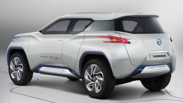Na dianteira, a tecnologia utilizada é a mesma do Leaf, com um sistema propulsor para as duas rodas. | <a href="%20https://quatrorodas.abril.com.br/saloes/paris/2012/nissan-terra-702608.shtml" rel="migration">Leia mais</a> Na dianteira, a tecnologia utilizada é a mesma do Leaf, com um sistema propulsor para as duas rodas. | <a href="%20https://quatrorodas.abril.com.br/saloes/paris/2012/nissan-terra-702608.shtml" rel="migration">Leia mais</a>