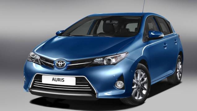 A Toyota lança o Auris em Paris. | <a href="https://quatrorodas.abril.com.br/saloes/paris/2012/toyota-auris-703308.shtml" rel="migration">Leia mais</a>