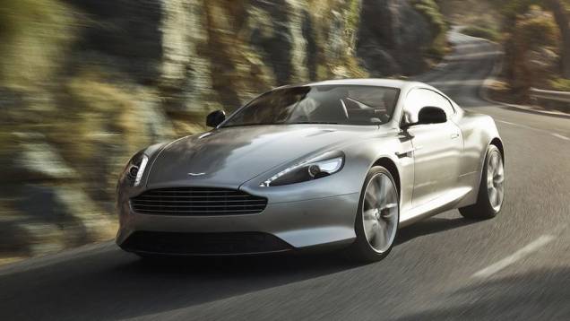 A Aston Martin leva o novo DB9 nas versões Coupe e Volante para Paris. | <a href="https://quatrorodas.abril.com.br/saloes/paris/2012/aston-martin-db9-703323.shtml" rel="migration">Leia mais</a>
