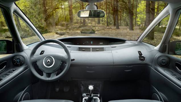 A outra possibilidade de propulsor é 2.0 a gasolina, com consumo estimado em 8,5 litros a cada 100 km. | <a href="%20https://quatrorodas.abril.com.br/saloes/paris/2012/renault-espace-703296.shtml" rel="migration">Leia mais</a> A outra possibilidade de propulsor é 2.0 a gasolina, com consumo estimado em 8,5 litros a cada 100 km. | <a href="%20https://quatrorodas.abril.com.br/saloes/paris/2012/renault-espace-703296.shtml" rel="migration">Leia mais</a>