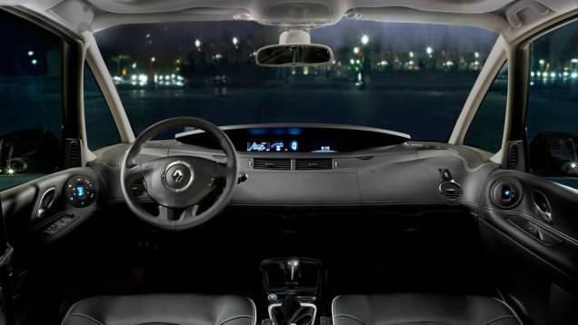 Internamente, introdução de navegador GPS, conexões USB, auxiliar e Bluetooth. | <a href="%20https://quatrorodas.abril.com.br/saloes/paris/2012/renault-espace-703296.shtml" rel="migration">Leia mais</a> Internamente, introdução de navegador GPS, conexões USB, auxiliar e Bluetooth. | <a href="%20https://quatrorodas.abril.com.br/saloes/paris/2012/renault-espace-703296.shtml" rel="migration">Leia mais</a>