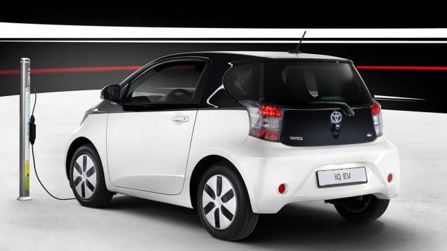 Unidade elétrica tem autonomia de 100 km | <a href="https://quatrorodas.abril.com.br/saloes/paris/2012/toyota-eq-703454.shtml" rel="migration">Leia mais</a> Unidade elétrica tem autonomia de 100 km | <a href="https://quatrorodas.abril.com.br/saloes/paris/2012/toyota-eq-703454.shtml" rel="migration">Leia mais</a>