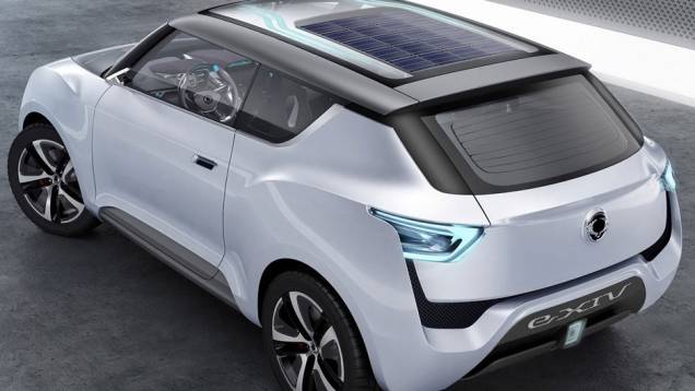 Um destaque é a presença de células solares no teto do e-XIV | <a href="https://quatrorodas.abril.com.br/saloes/paris/2012/ssangyong-e-xiv-703396.shtml" rel="migration">Leia mais</a> Um destaque é a presença de células solares no teto do e-XIV | <a href="https://quatrorodas.abril.com.br/saloes/paris/2012/ssangyong-e-xiv-703396.shtml" rel="migration">Leia mais</a>