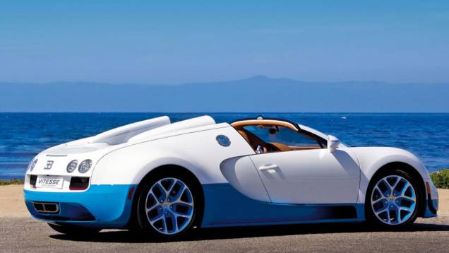 O carro inspirador, aliás, é de propriedade do apresentador Jay Leno | <a href="https://quatrorodas.abril.com.br/saloes/paris/2012/bugatti-veyron-16-4-grand-sport-vitesse-special-edition-703589.shtml" rel="migration">Leia mais</a>