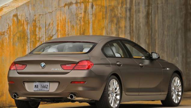 640i Gran Coupé | <a href="https://quatrorodas.abril.com.br/salao-do-automovel/2012/carros/bmw-640i-gran-coupe-703927.shtml" rel="migration">Leia mais</a>