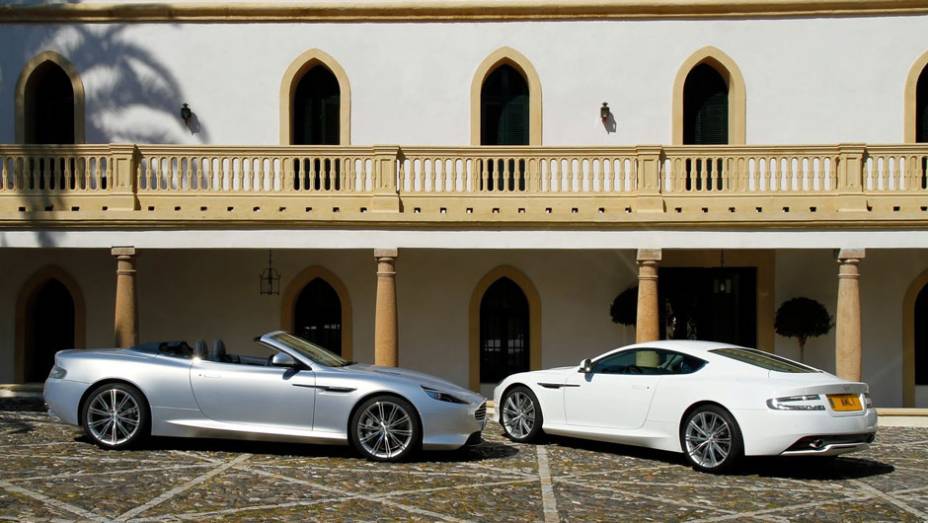 O conjunto acelera de 0 a 100 km/h em apenas 4,6 segundos | <a href="https://quatrorodas.abril.com.br/salao-do-automovel/2012/carros/virage-coupe-711225.shtml" rel="migration">Leia mais</a>