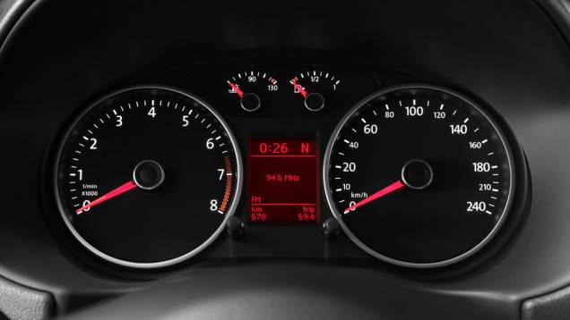 VW Gol 2p | <a href="https://quatrorodas.abril.com.br/salao-do-automovel/2012/carros/gol-duas-portas-708543.shtml" rel="migration">Leia mais</a> VW Gol 2p | <a href="https://quatrorodas.abril.com.br/salao-do-automovel/2012/carros/gol-duas-portas-708543.shtml" rel="migration">Leia mais</a>