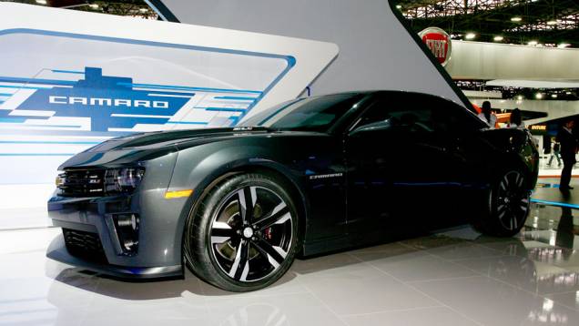 A Chevrolet trouxe, apenas para exibição no Salão do Automóvel de São Paulo, o Camaro ZL1 | <a href="https://quatrorodas.abril.com.br/salao-do-automovel/2012/carros/camaro-zl1-709904.shtml" rel="migration">Leia mais</a> A Chevrolet trouxe, apenas para exibição no Salão do Automóvel de São Paulo, o Camaro ZL1 | <a href="https://quatrorodas.abril.com.br/salao-do-automovel/2012/carros/camaro-zl1-709904.shtml" rel="migration">Leia mais</a>