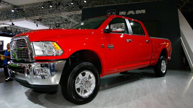 A 2500 Laramie retornou ao Brasil para reinar como a única picape grande à venda <a href="https://quatrorodas.abril.com.br/salao-do-automovel/2012/carros/2500-laramie-704034.shtml" rel="migration">Leia mais</a> A 2500 Laramie retornou ao Brasil para reinar como a única picape grande à venda <a href="https://quatrorodas.abril.com.br/salao-do-automovel/2012/carros/2500-laramie-704034.shtml" rel="migration">Leia mais</a>