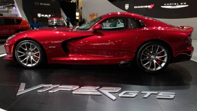 Esportivo gera 649 cv de potência <a href="https://quatrorodas.abril.com.br/salao-do-automovel/2012/carros/srt-viper-gts-709485.shtml" rel="migration">Leia mais</a> Esportivo gera 649 cv de potência <a href="https://quatrorodas.abril.com.br/salao-do-automovel/2012/carros/srt-viper-gts-709485.shtml" rel="migration">Leia mais</a>