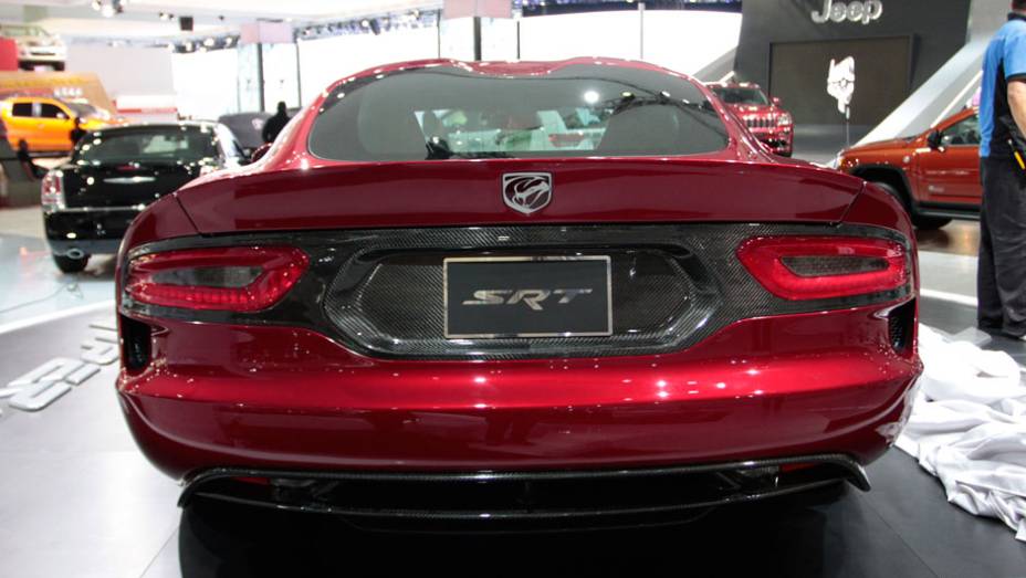 O torque entregue pelo SRT Viper GTS é o maior de um carro de passeio com aspiração natural <a href="https://quatrorodas.abril.com.br/salao-do-automovel/2012/carros/srt-viper-gts-709485.shtml" rel="migration">Leia mais</a>
