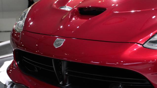 Há também controle eletrônico de estabilidade (ESC) e freios ABS <a href="https://quatrorodas.abril.com.br/salao-do-automovel/2012/carros/srt-viper-gts-709485.shtml" rel="migration">Leia mais</a> Há também controle eletrônico de estabilidade (ESC) e freios ABS <a href="https://quatrorodas.abril.com.br/salao-do-automovel/2012/carros/srt-viper-gts-709485.shtml" rel="migration">Leia mais</a>