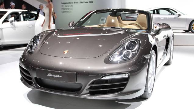 Gosta de conversíveis? Eis o Porsche Boxster | <a href="https://quatrorodas.abril.com.br/salao-do-automovel/2012/carros/boxster-703924.shtml" rel="migration">Leia mais</a>