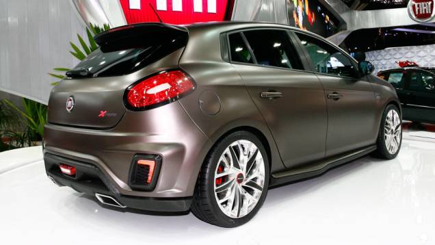 A motorização que equipa o conceito é a mesma utilizada no Linea utilizado em corridas <a href="https://quatrorodas.abril.com.br/salao-do-automovel/2012/carros/bravo-xtreme-710813.shtml" rel="migration">Leia mais</a> A motorização que equipa o conceito é a mesma utilizada no Linea utilizado em corridas <a href="https://quatrorodas.abril.com.br/salao-do-automovel/2012/carros/bravo-xtreme-710813.shtml" rel="migration">Leia mais</a>