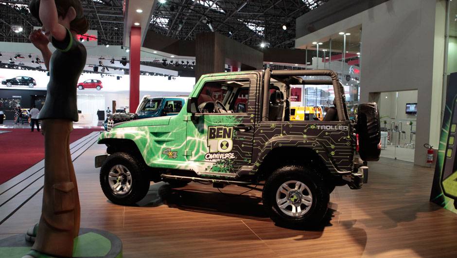 O show-car - voltado apenas para a exibi&ccedil;&atilde;o - tem adesivos relativos ao personagem | <a href="https://quatrorodas.abril.com.br/salao-do-automovel/2012/carros/troller-ben-10-712446.shtml" rel="migration">Leia mais</a>