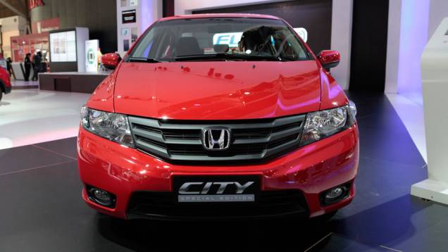 Ainda em versão conceitual, o City Special Edition exibe apelo jovial graças ao visual mais esportivo | <a href="https://quatrorodas.abril.com.br/salao-do-automovel/2012/carros/city-special-edition-711205.shtml" rel="migration">Leia mais</a> Ainda em versão conceitual, o City Special Edition exibe apelo jovial graças ao visual mais esportivo | <a href="https://quatrorodas.abril.com.br/salao-do-automovel/2012/carros/city-special-edition-711205.shtml" rel="migration">Leia mais</a>