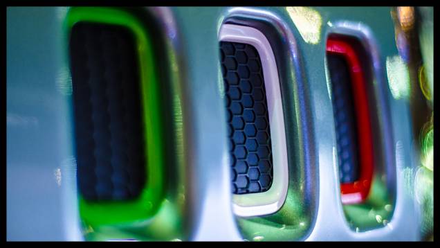 O designer e fotógrafo Fernando Pires apresenta uma visão diferente dos carros expostos no Anhembi. O designer e fotógrafo Fernando Pires apresenta uma visão diferente dos carros expostos no Anhembi.