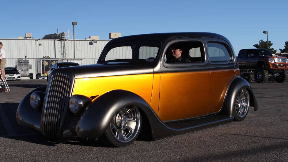 Os hot-rods n&atilde;o podiam faltar no SEMA, e foram bem representados por exemplares como este Ford