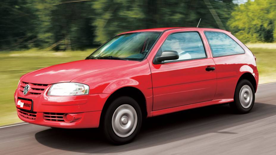 Volkswagen Gol G4 Ecomotion 1.0 - Nota A: 8,4/12 km/l na cidade; 9,8/14,1 km/l na estrada (etanol/gasolina) <a href="https://quatrorodas.abril.com.br/noticias/mercado/inmetro-divulga-nova-lista-veiculos-mais-economicos-716785.shtml" rel="migration">Leia mais</a>