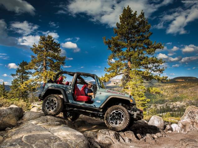 De acordo com a marca, este é o Wrangler mais capaz já produzido | <a href="https://quatrorodas.abril.com.br/saloes/los-angeles/2012/jeep-wrangler-rubicon-10th-anniversary-724533.shtml" rel="migration">Leia mais</a> De acordo com a marca, este é o Wrangler mais capaz já produzido | <a href="https://quatrorodas.abril.com.br/saloes/los-angeles/2012/jeep-wrangler-rubicon-10th-anniversary-724533.shtml" rel="migration">Leia mais</a>