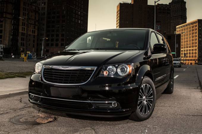 Chrysler Town & Country S