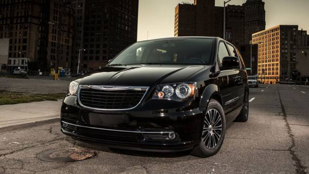 A Chrysler mostra o Town & Country S | <a href="https://quatrorodas.abril.com.br/saloes/los-angeles/2012/chrysler-town-country-s-723717.shtml" rel="migration">Leia mais</a>