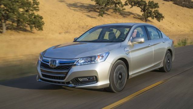 A Honda revelou o Accord PHEV (híbrido plug-in) no Salão de Los Angeles | <a href="https://quatrorodas.abril.com.br/saloes/los-angeles/2012/honda-accord-phev-724965.shtml" rel="migration">Leia mais</a>