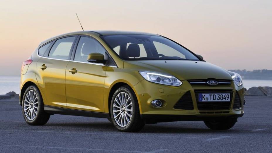 COMPACTOS E SUBCOMPACTOS: Ford Focus