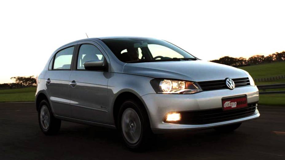 Volkswagen Gol. Vendas em janeiro de 2012: 19.050 / Vendas em janeiro de 2013: 22.338 / Crescimento: 17,2 % | <a href="https://quatrorodas.abril.com.br/noticias/mercado/vendas-caem-13-64-janeiro-732838.shtml" rel="migration">Leia mais</a>