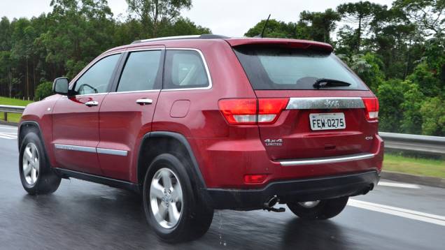 Jeep Grand Cherokee Limited CRD | <a href="https://quatrorodas.abril.com.br/carros/lancamentos/jeep-grand-cherokee-crd-733809.shtml" rel="migration">Leia mais</a> Jeep Grand Cherokee Limited CRD | <a href="https://quatrorodas.abril.com.br/carros/lancamentos/jeep-grand-cherokee-crd-733809.shtml" rel="migration">Leia mais</a>