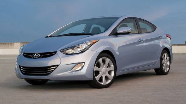 6º - Hyundai Elantra - 620.311 <a href="https://quatrorodas.abril.com.br/noticias/mercado/minivan-chinesa-modelo-mais-vendido-2012-734156.shtml" rel="migration">Leia mais</a> 6º - Hyundai Elantra - 620.311 <a href="https://quatrorodas.abril.com.br/noticias/mercado/minivan-chinesa-modelo-mais-vendido-2012-734156.shtml" rel="migration">Leia mais</a>